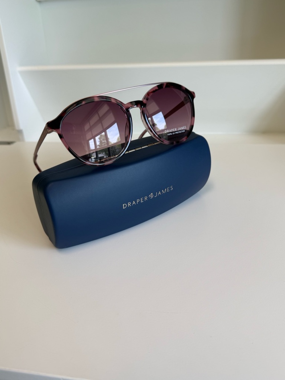 Draper James Women's Sunglasses: Blush Tortoise Round Aviator Style, NEW